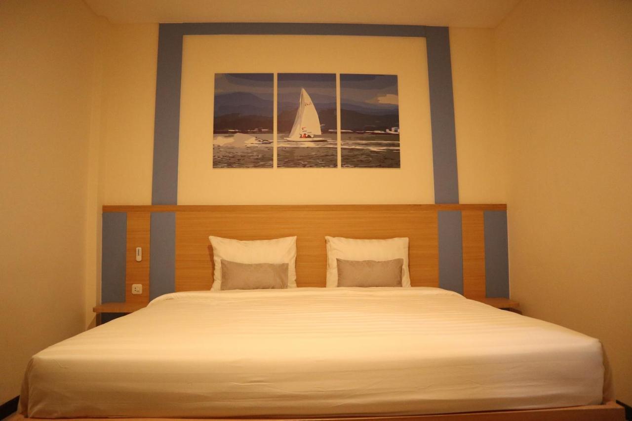 D'Carol Hotel Σουραμπάγια Εξωτερικό φωτογραφία